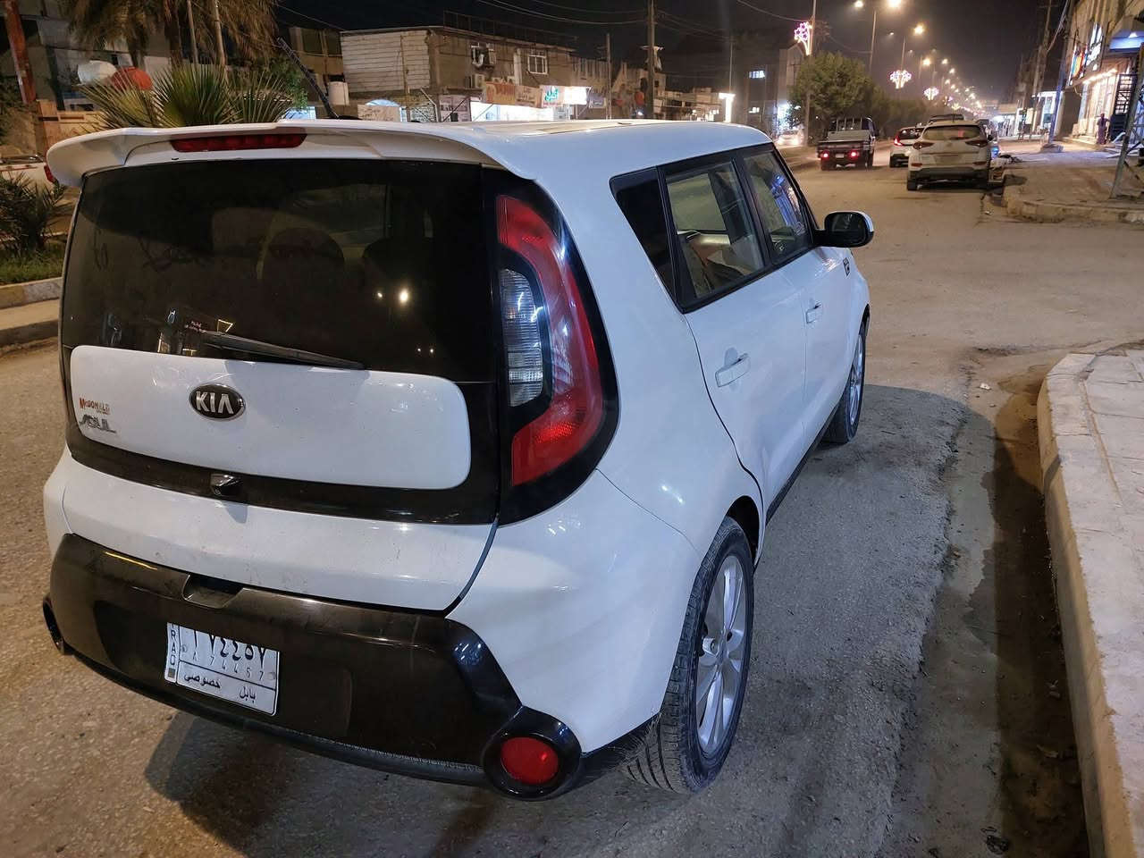 السلام عليكم لبيع صول موديل 2015 رقم بابل مكينه 2000 بيهه جاملغ وبنيد وهلال الخلفي بدون دواخل كير محرك حداديه مكفولات تبريد ثلج تخم تايرات جداد كهربائية كلهه شغاله سياره جاهزه من كلشي السعر 103 وبيهه مجال ***********
