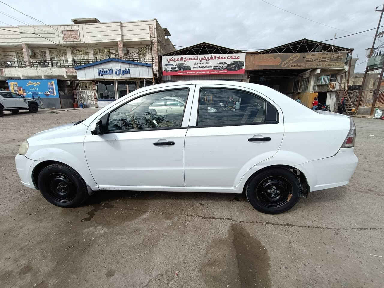 افيو  خليجي موديل 11  مكينة 1500  مفتوح. كير اوتوماتيك تخم تاير وحدادية صدر جديدة  رقم بغداد السيارة نظيفة للاستعمال الشخصي ما بيها صبغ السعر 68 وبيها مجال بسيط
التواصل فقط على الرقم 
***********
