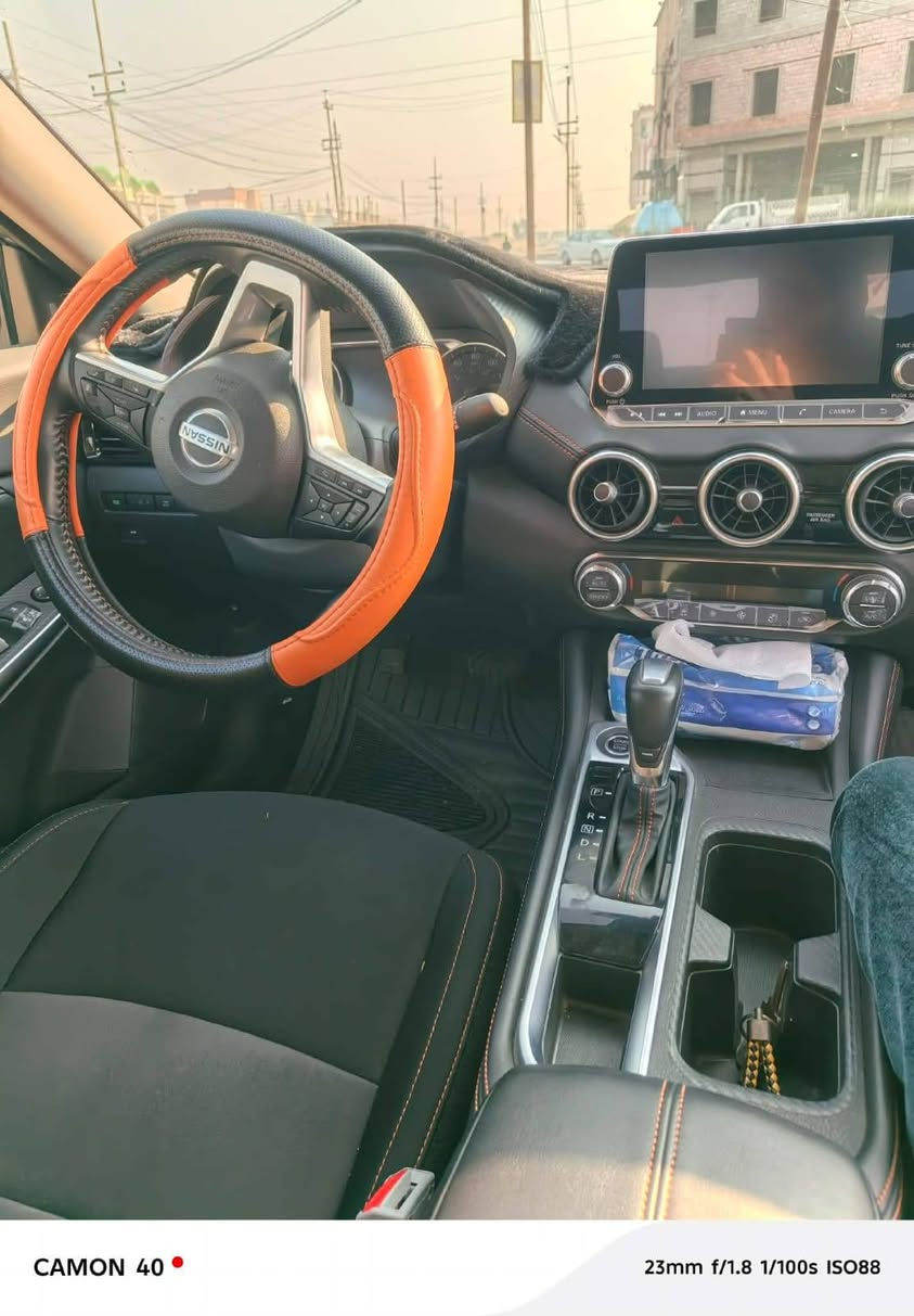 نيسان سنترا 2022 أمريكي مواصفات sr السيارة فول عدا الفتحة بصمة تشغيل مع بصمة ابواب شاشة جبيرة ويل كب sr شاشة مع كاميرا خلفية تحكم استيرن جهتين دوسات بلادية ماشية 17 مايل فقط السيارة جديدة وجهازة رقم وهزة وفحص جديد شرط التحويل ضرر السيارة جاملغ خلفي فقط صور الحادث موجود بجم كبس صندوق كبس ارباك بس البردة الخلفية طاك مكان السيارة موصل و برطلة شراي خابر لو ادخلي خاص 
***********
***********
