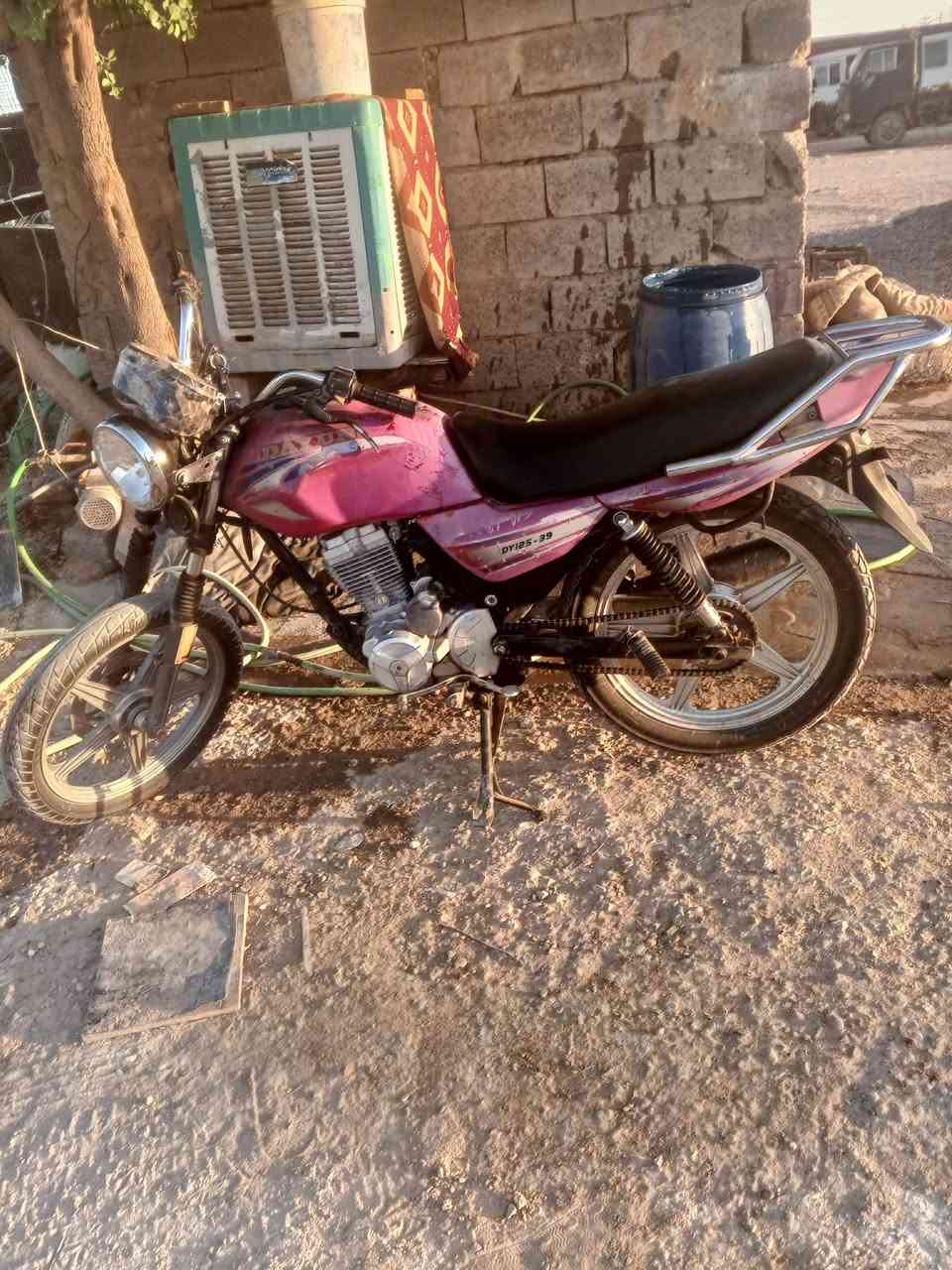 البيع دراجه ديون عضم كلك ب 350وبيه مجال مكاني كربلاء الحسينيه العطيشي ***********
