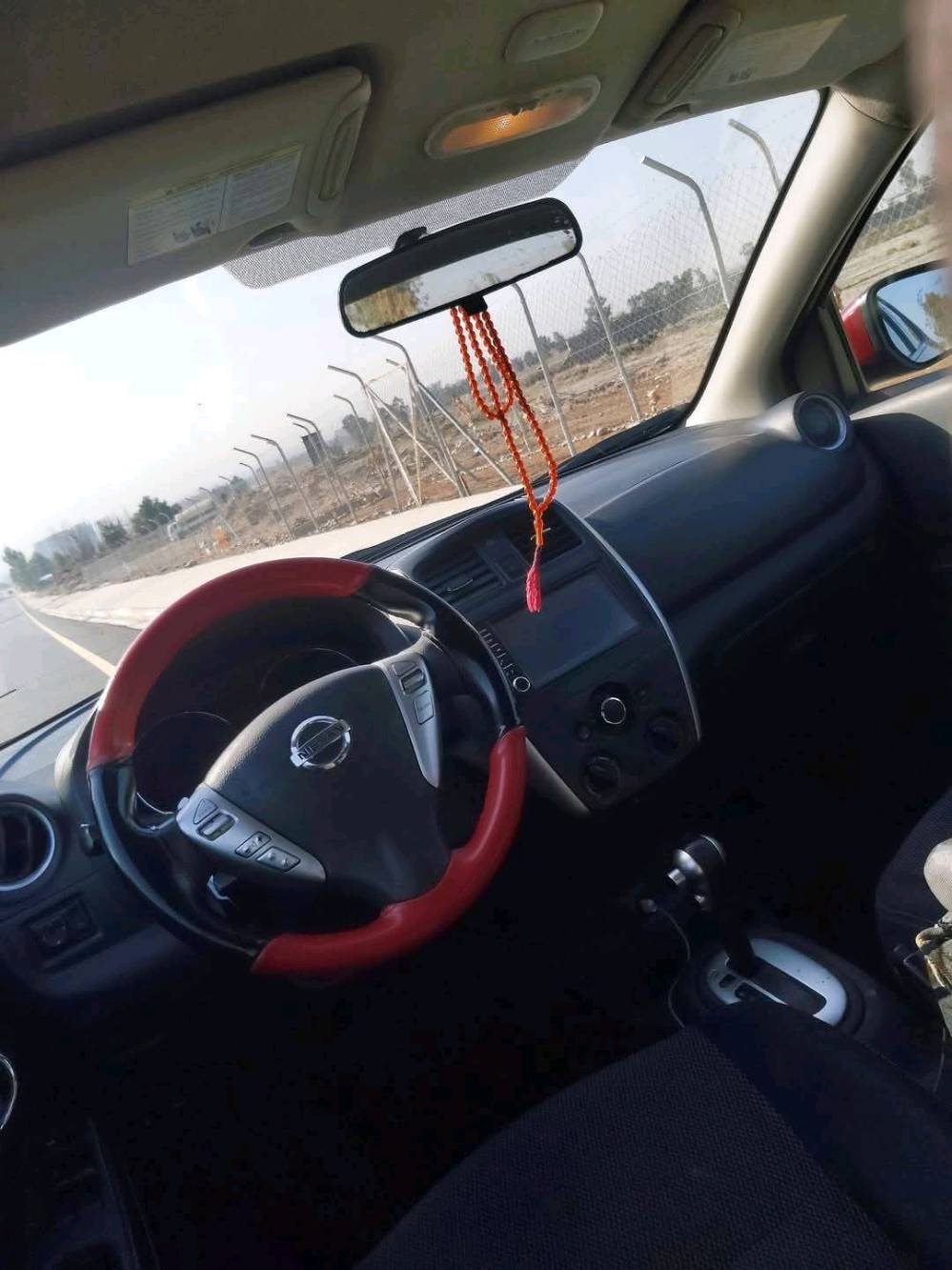 المكان الموصل
رقم نينوى 
 حادثه في أمريكا قبغ صندق تبديل و جاملغ خلفي صبغ  / بيه بارد جاملغ خلفي 
السعر مرفق. بيه مجال 