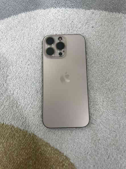 ايفون 16 برو ماكس استخدام شهرين فقط ماستر شرق اوسط جدا جديد لون ديسرت صحراوي بطارية 100 وياه شاحنة هدية والباكيت موجود السعر مليون ونصف قفل قفل مكاني الشعب شارع عدن ***********
