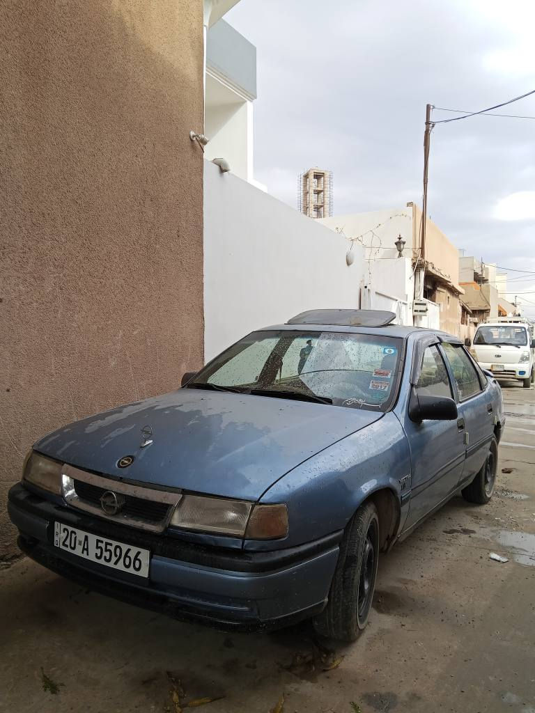 سياره اوبل فكترا للبيع موديل 89 كير محرك شرط كير عادي رقم انجليزي ديالى مشروع وطني شرط التحويل سياره صبغ عام جماليه سعرها 31 ورقه وبيها مجال شراي يخابر رقم *********** مكان سياره كركوك كركوك, العراق
