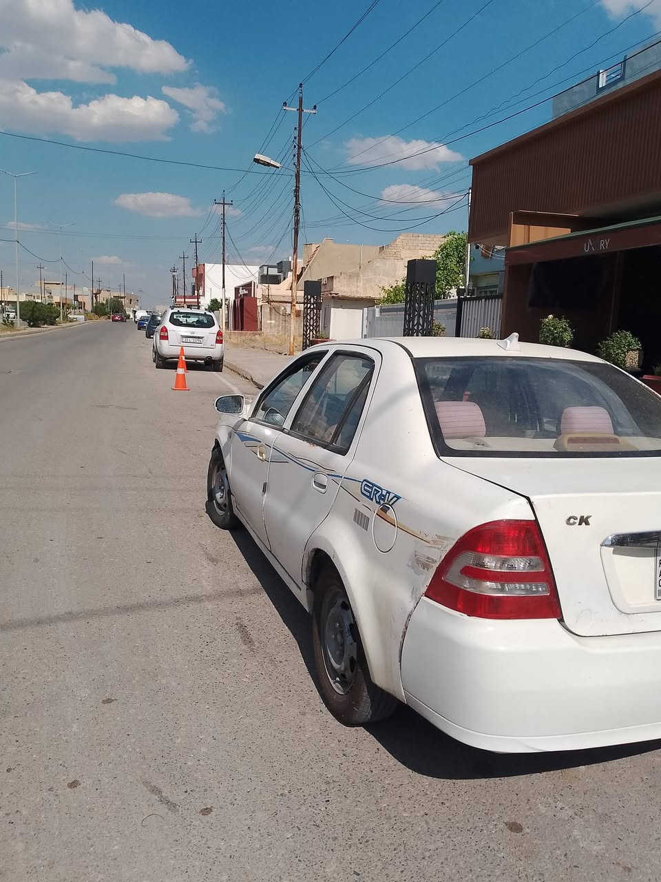 سيكي خوصوصي
رقم بغداد الماني شرعيها بل موصل محرك كورلا السيارة كدام العين تجي تشوفها 
السعر 36وبي مجال 
***********
