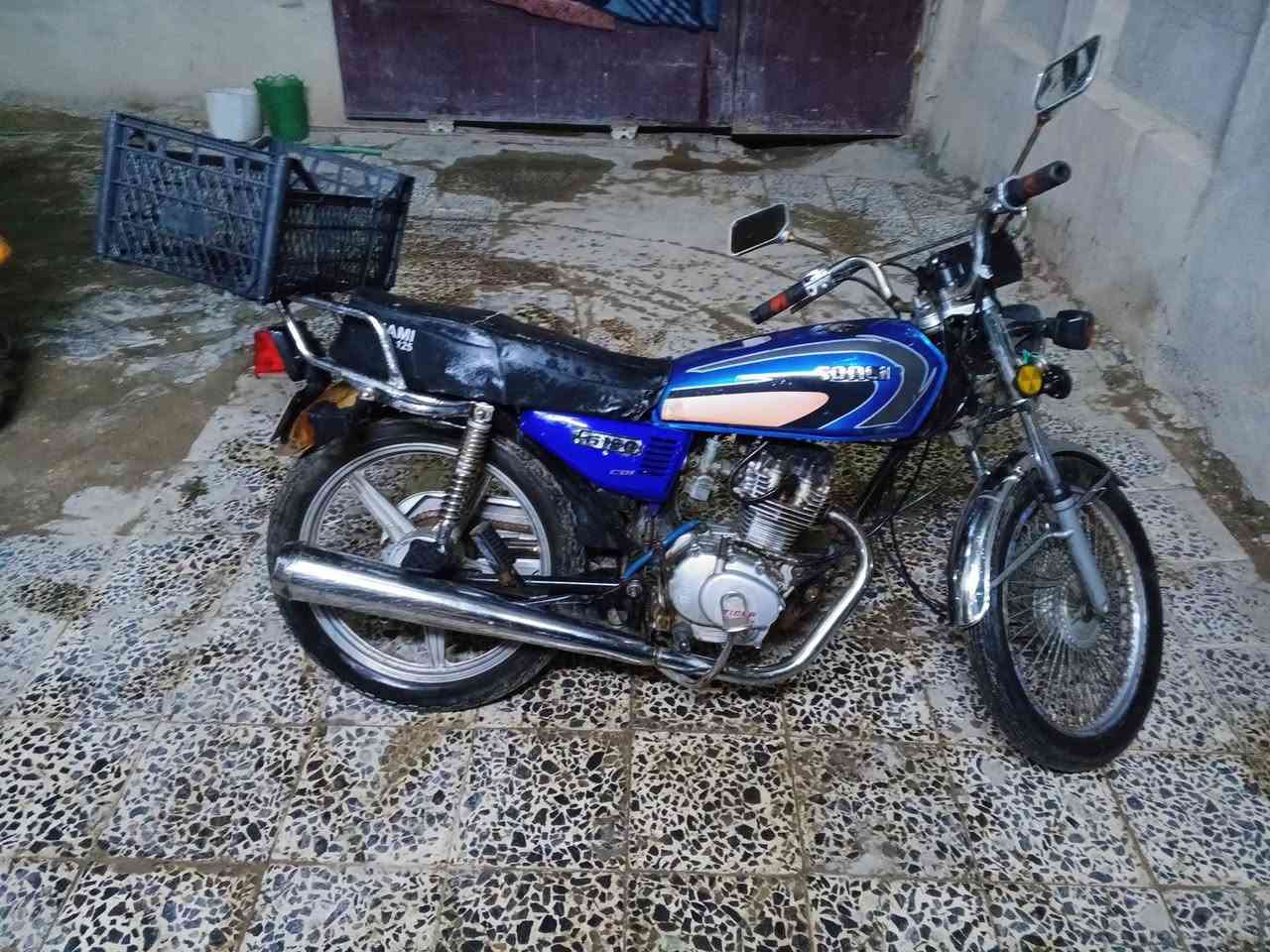 سلام عليكم شباب دراجة يراني اربعة كير دراجة خير من الله شلعة معدل كهربائيات كلهة شغالة دراجة موديل 2020مكان بغداد حي نصر سعر 450وبيهة مجال ***********
