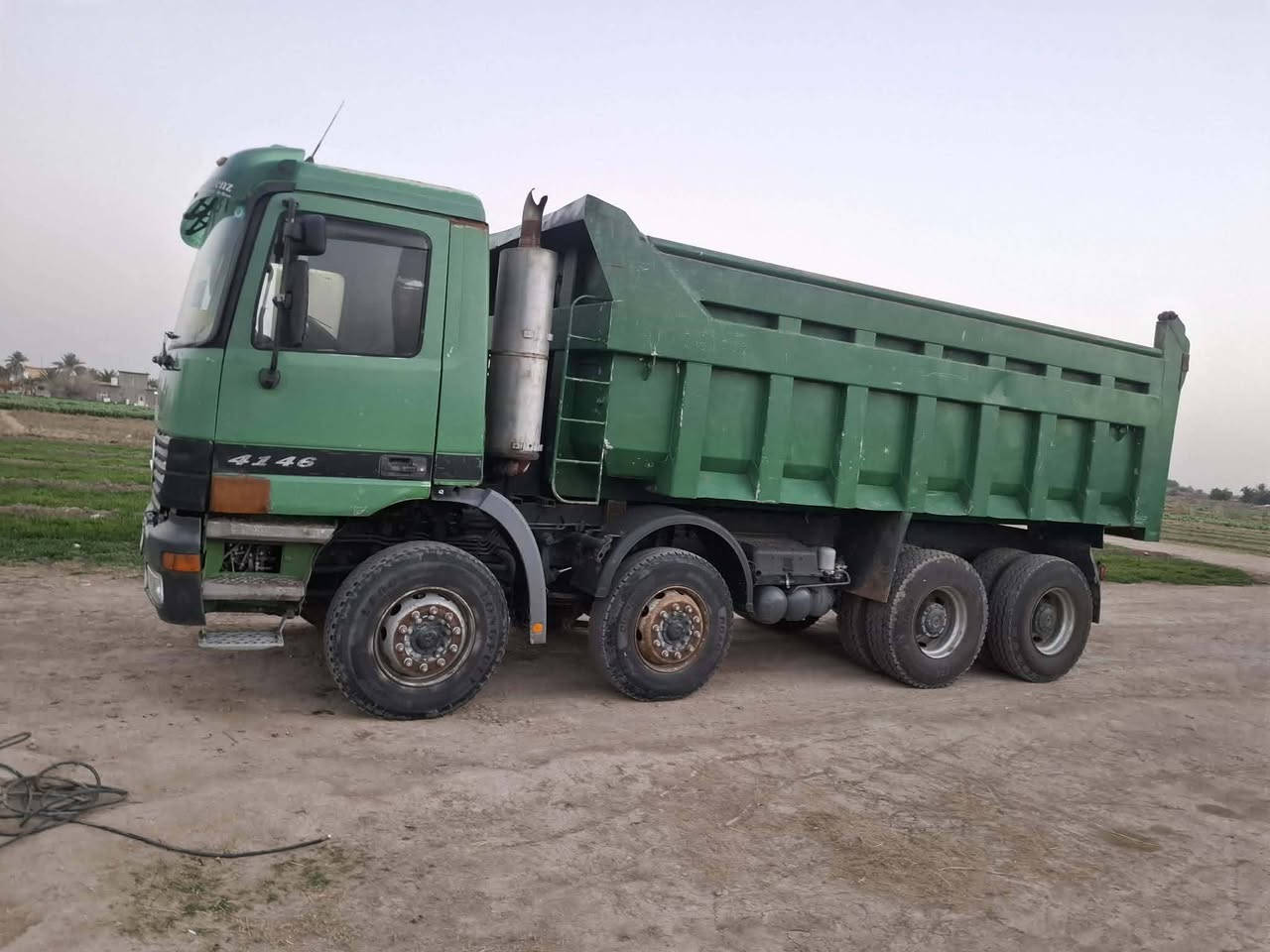 السلام عليكم لوري  قلاب بلاد عكرب بلاد  مديل 2003ما معلايه اصل مجموعة نص جياف سياره مكفولة من كل شيء كير كهربائي ندس 240 مكينه جديدة ((سعر سياره 450وبيه مجال))للبيع أو مراوس  بشفل أو بلوري حسب لقناعه *********** 
اني مكلف با نشر اخوان 👍❤
