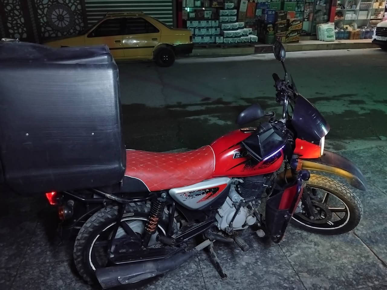 بوكسر جبلي23 كامله مكمله نضافه كدام عينك مابيه اي نقص غير السلف اوراق كامله مكمله واكفلك سرقة وعشائر المكان بغداد حي الجهاد موجود واتساب *********** السعر خاص
