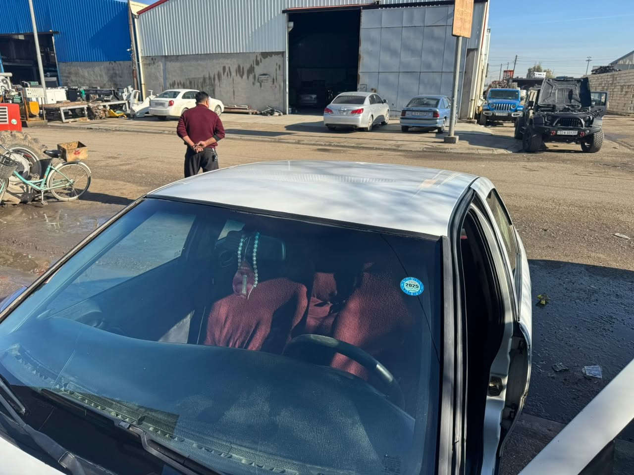 السلام عليكم اخوان اوبل بزون موديل 97رقم سليمانيه شرط تحويل سياره تدفه تبريد عنوان كوكوك سعر35$اوبيها مجال رقم الهاتف (***********)غير متواجد عل فيس
