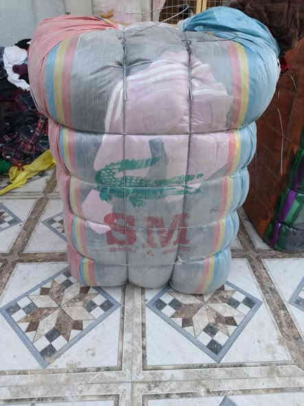 بالات للبيع، سويتر ،  قمصله بناتي رمج اطفال ستريج نسائي، ***********
