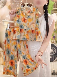 طقم بناتي • خامة شبه كتان • مقاس ٣-٧