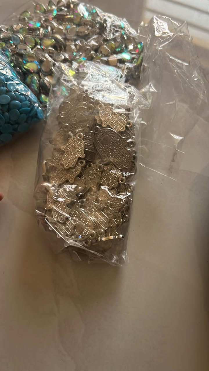 خرز متوفر شي ان للحجز خاص كل نوع وسعره


**إذا كنت صاحب هذا الإعلان وتريد حذفه لأي سبب، رجاءا أرسل رسالة إلى الدعم الفني**