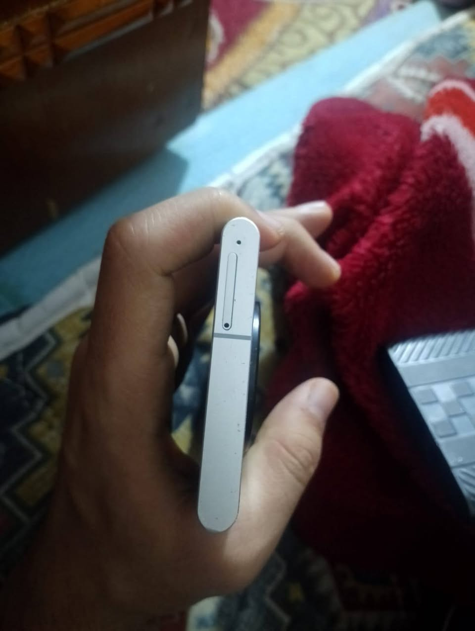 سلام عليكم خوان عندي جهاز Leica Leitz Phone 1
جهاز للبيع بسعر 275 وبي مجال جهاز لا بي طبع ولا كسر تجي تفحص تاخذها وتروح اذا بي شي جهاز أخو جديد كلش ما مستعمل هواية مكاني بالبصرة حيانية توصيل ما عندي للاسف


**إذا كنت صاحب هذا الإعلان وتريد حذفه لأي سبب، رجاءا أرسل رسالة إلى الدعم الفني**