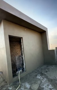 لباخ متفرغ للعمل  اطلع باليوميه وع متر وكباله ٠٧٧٧٣١٧٢٥٩١