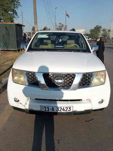 السلام عليكم سياره نيسان باثفندر موديل 2006 سنويه باسمي 3قطع تبريد سلايت روف جام كهرباء صندوق شفط تخم تاير جديد صدر ودبلات مكفوله  باتري جديد رقم بغداد انكليزي سنويه 28 الاتصال ***********0 المكان بغداد جديده سعر 95 وبيها مجال قليل
