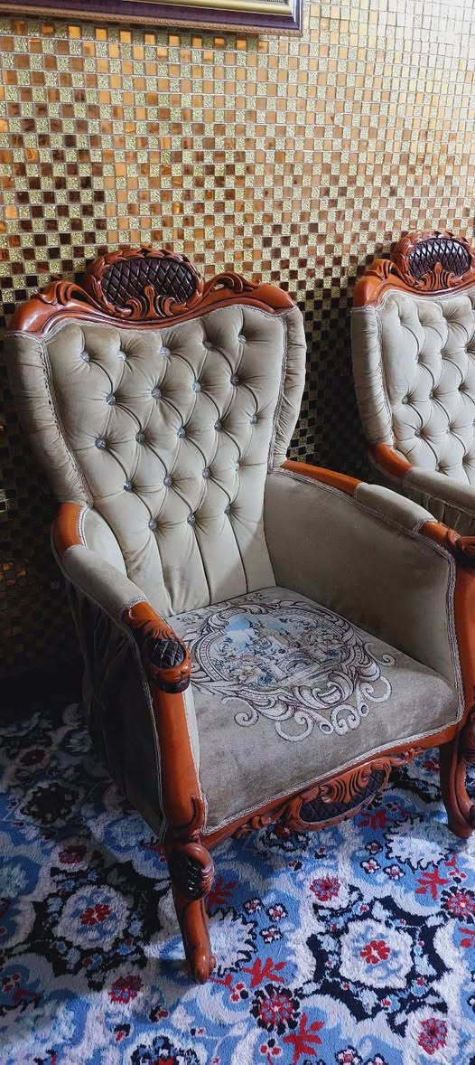 تخم زان تركي عشر مقاعد سعرة ٦٠٠ بغداد الشعب ***********
