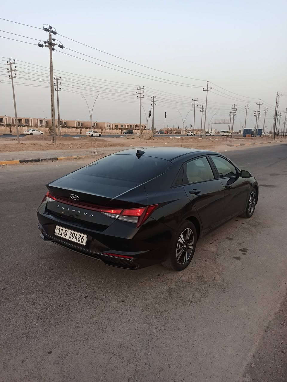 السلام وعليكم 
النترا وارد امريكي للبيع موديل 2023  رقم بغداد  معوقين وكالة عامة للمشتري فول مواصفات ما عدا الفتحه محرك 2000 دوش مكفولة كفاله عامة حادثة تبدل دعامية خلفية وتعديل جدا بسيط ابحوض تاير الاسبير  صور الحادث و رقم الشاصي موجود بالمنشور السيارة كلة ليبل واحد مابية اي قطع تبديل   ماشية 55 الف كيلو السيارة كير محرك كهربائيات تبريد حدادية كل على وضع الشركة 
بصمة تشغيل و ابواب هاند ابريك بصمة ثلاث وضعيات للقياده ( سبورت +نورمل + سمارت ) نظام اوتو هولد رادار امامي وخلفي و جانبي صندوق ذكي  فول تحكم استيرن قيادة ذاتية وكروز تثبيت سرعة وتحديد مسار شاشة دجيتل متصلة  متعدد الثيمات  وبعد بية اهواي مواصفات ماذكرة .
 مكان السيارة البصرة شط العرب منطقة الاكوات السعر المطوب 157 ورقة   
للاستفسار ***********
