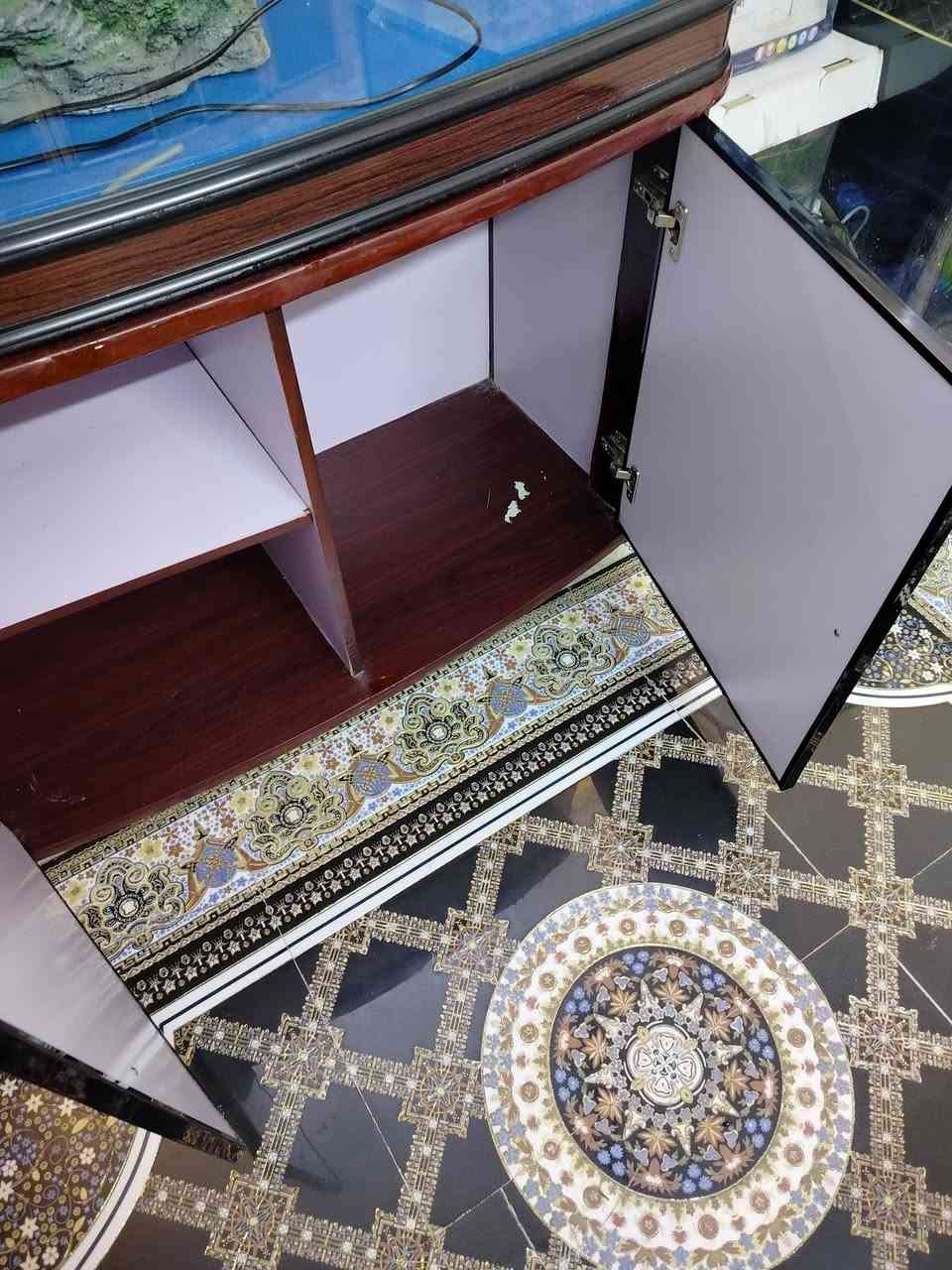 #حوض متر 4 سم ارتفاع 68 سم جام 10 ملم شركه كامري نضيف نزال 45 سم فلتر سقفي مكاني بغداد الحسينيه توصيل داخل بغداد 
***********
