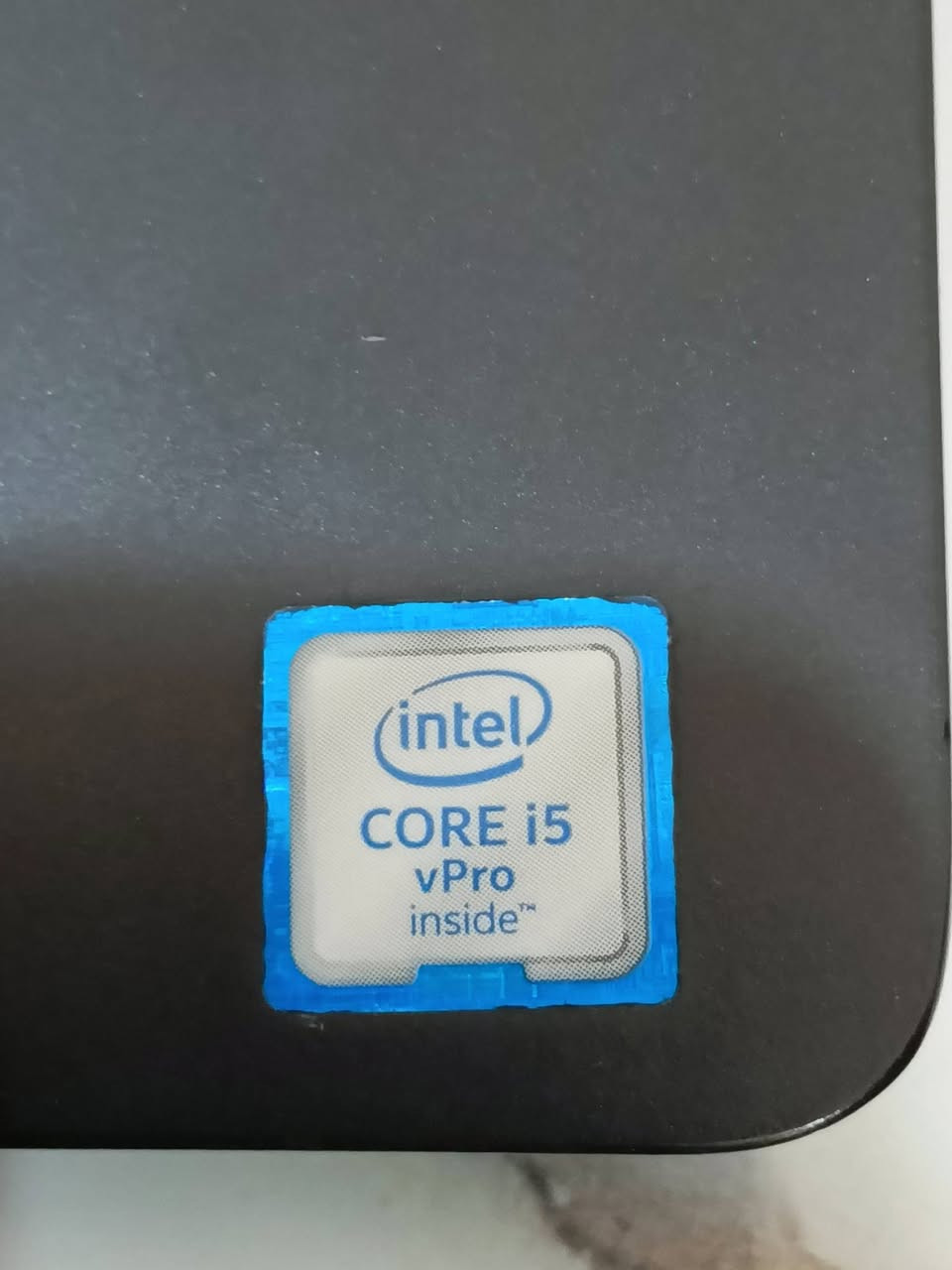 السلام عليكم 
لابتوب DELL E5470
معالج i5 جيل سادس HQ
كرت شاشه خارجي 2GB AMD
تحزين 256
شاشه 14 انش 
بي خلل واحد البطاريه سيئه
السعر 220 وبي مجال
لا يجود توصيل او انت تدزلي مندوب الموقع خاص


**إذا كنت صاحب هذا الإعلان وتريد حذفه لأي سبب، رجاءا أرسل رسالة إلى الدعم الفني**