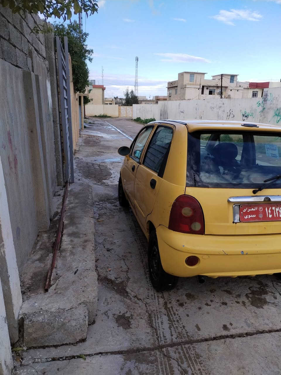 السلام وعليكم سياره كوكو الفين 8 شرط لا صرف لا نفخ كير ومحرك خير من الله طخم تيات جديد سياره مال شغل مالبيت ثلث بساتم اقتصديه حيل   الشرعي متوفي وعندو قاصرين  اكفلها عشرين وحكومين ربع محد يطلبها السعر 17 وبيها مجال هذا رقمي *********** / ***********
