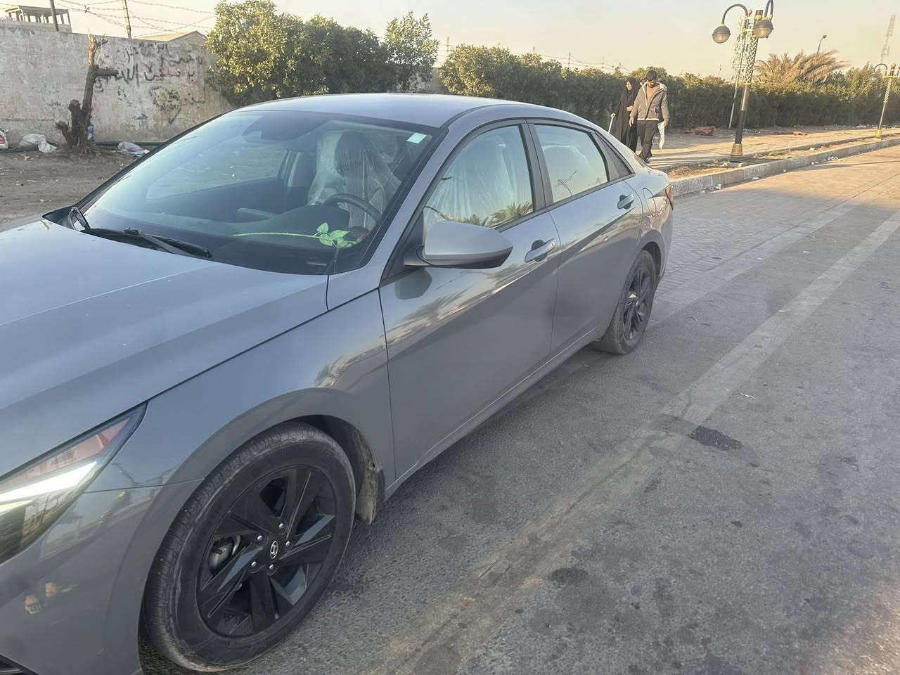 السلام عليكم النترا موديل2022 لون إسمنتي مواصفات نص فول المكينه هايبرد 1600 وحادثه ورقم الشاصي موضح بالصوره السعر 150وبيها مجال بسيط الرقم***********
