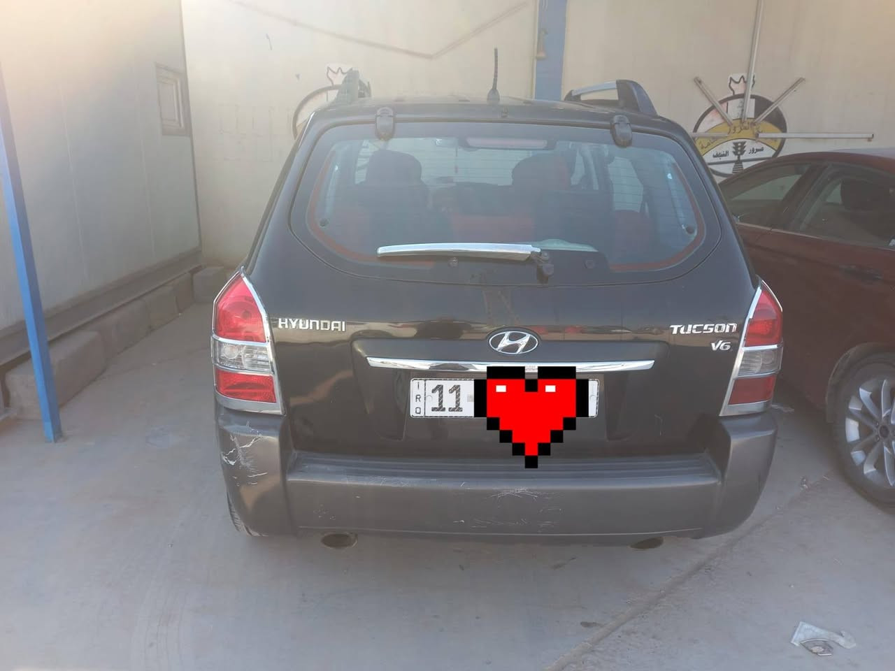 توكسان وارد امريكي موديل 2009 محرك 6 سلندر المكينه والكير والحداديه مكفولات السياره بيه 4 قطع صبغ اثر جراد فقط بدون حادث رقم بغداد انكليزي مكان السياره نجف السعر 95 اتصل على الرقم أنا مكلف بالنشر*********** النجف, العراق
