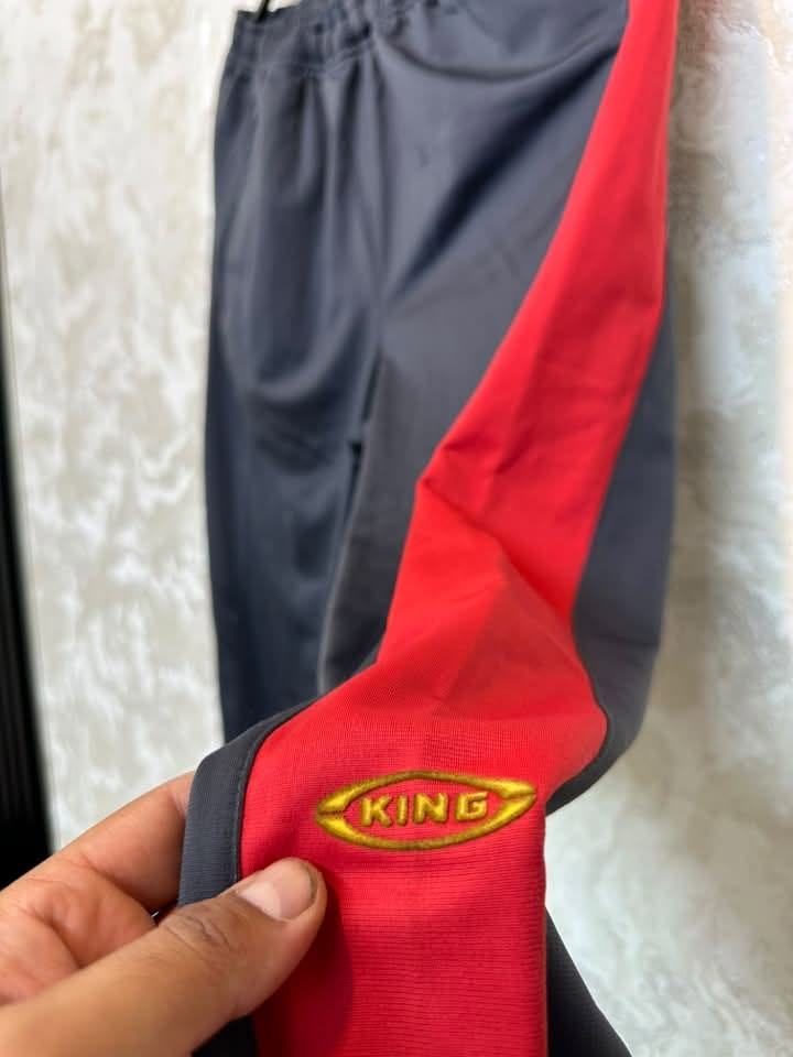 puma 
حديث
هاف تنلبس 
تلبس كمر L


**إذا كنت صاحب هذا الإعلان وتريد حذفه لأي سبب، رجاءا أرسل رسالة إلى الدعم الفني**