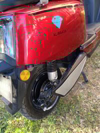 دراجة كهربائية • نظيفه جدا • بطاريات على الفحص