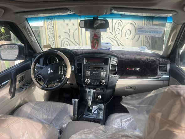 باجيرو خليجي موديل 2010 حبتور فول الفول 1/1
السيارة لوك أنظف من الصور
• رقم بغداد – مشروع وطني
• بيها ربع جاملغ خلفي جهة اليسار بي شبرين فقط
• مصلّحة على البارد على طختها، ممصبوغة
• سونار مرفق بالصور
• ماشيّة 129 ألف حقيقي
• مواصفات حبتور:

ثلاث قطع تبريد (ثلج)

سلايت

7 راكب

كشنات جلد كهرباء

مريّات شفط
• تخم تاير جديد + صدر جديد
• داخلها بالجيس
• فورويل + حساسات أمامية وخلفية
• وباقي المواصفات هواية
• نظافة السيارة 90%

ال ســعــر 🟥 :: الـــرد تـلـقـائـي 💎

رقم صـــاحب السيارة: ***********
