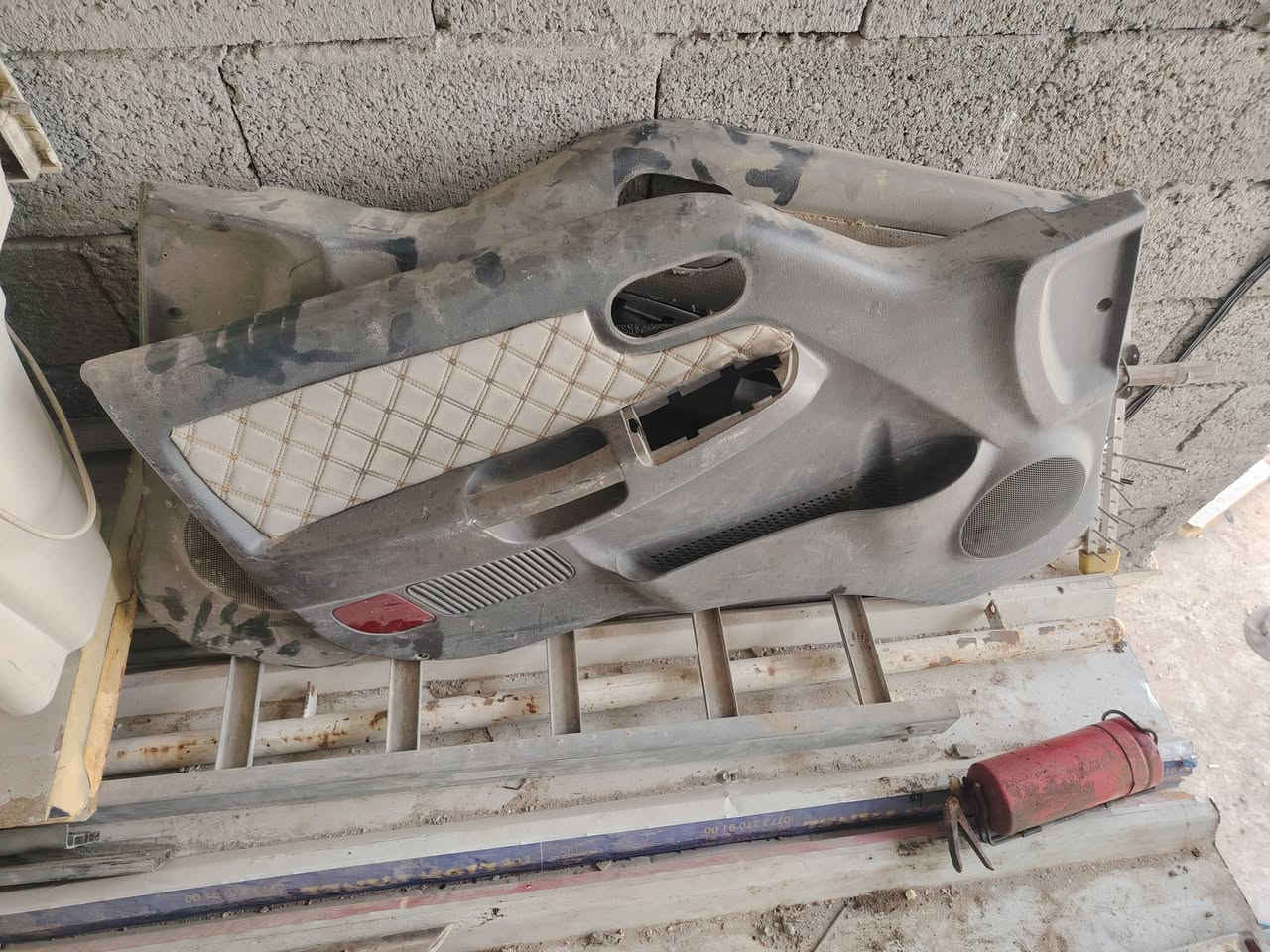 السلام عليكم للبيع كلمن وسعرها للاستفسار خاص او واتساب ***********
