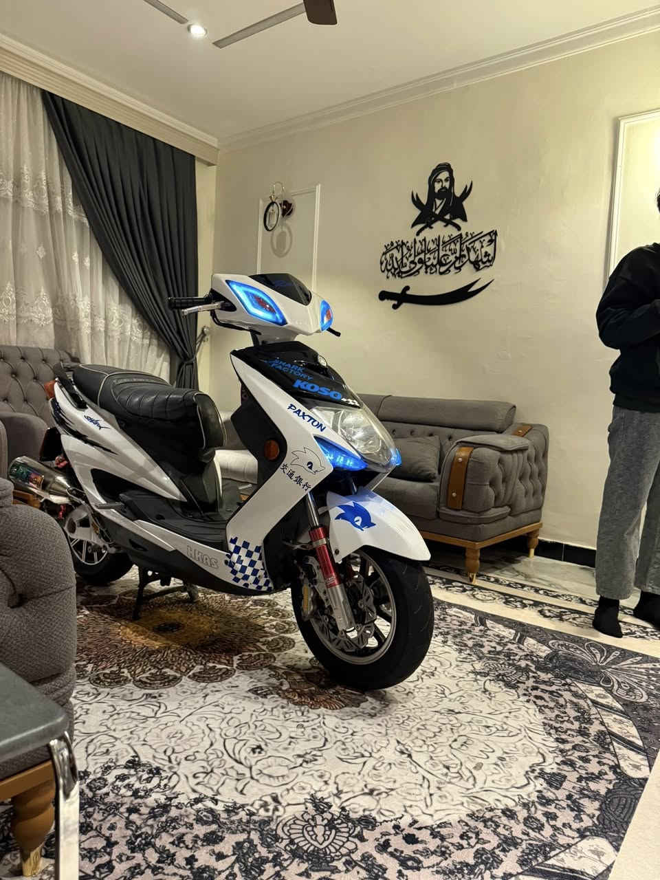 للبيع مزوعه تزويد مكينه بلاديه
‏***********
