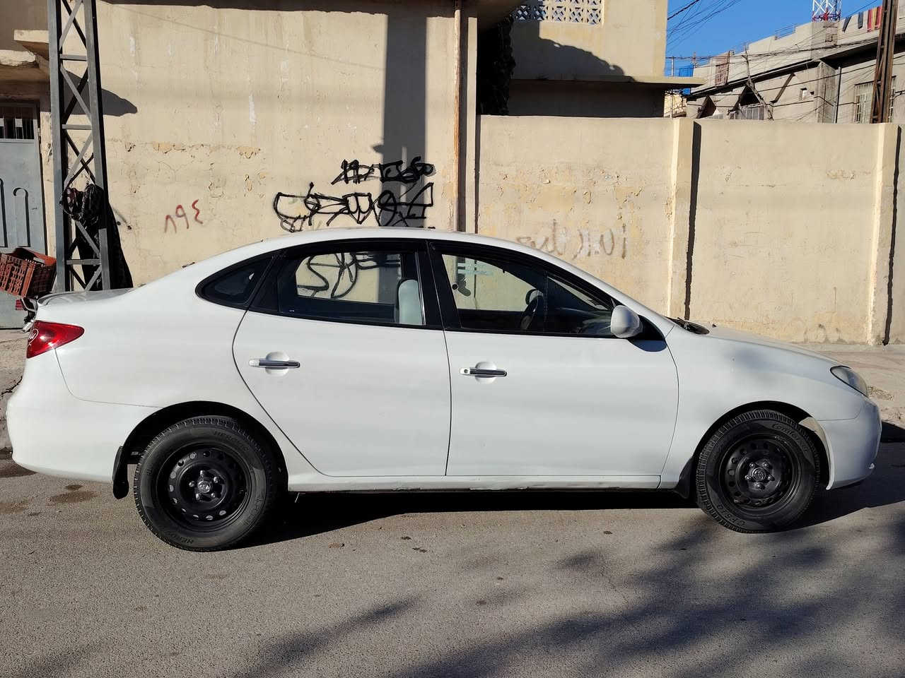 سلام عليكم النترا 2010
دكشان عالي محرك 16
كابون بانزين بيها 
الضرار جهتين باب السايق
تبريد❄ تدفه 
السياره جاهزه 
السعر 110 وبيها مجال
رقم الهاتف ***********
