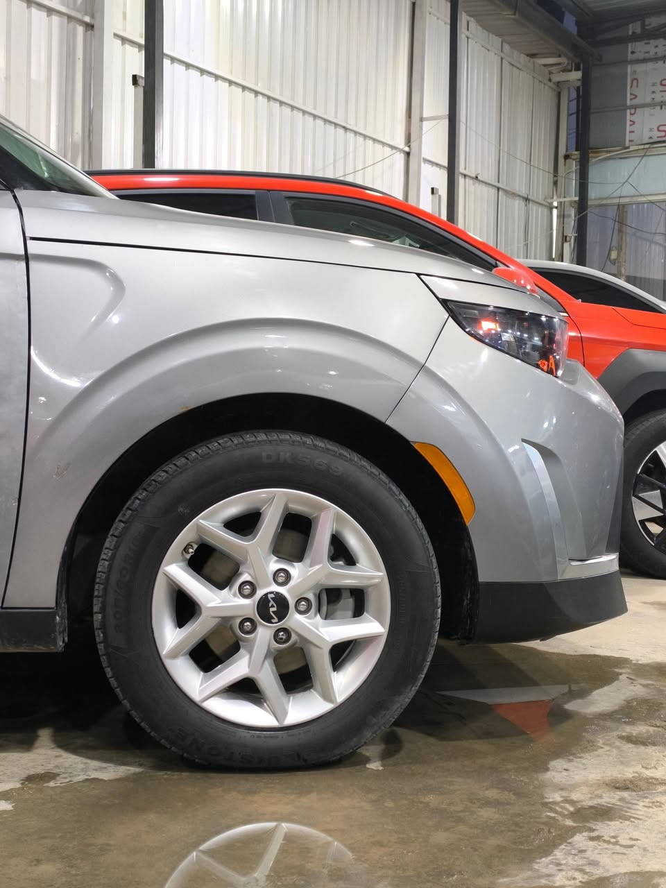 للبيع كيا صول 2023
دخول جديد وارد امريكي 
رقم  بابل دولي 
----------------------
* المواصفات * 🏅
. محرك 2.0 دوش
. رادار تحديد مسار مثبت سرعه 
. حساسات - شاشة - كاميرا خلفية 
. تحكم ستيرن جهتين
. ويل كب - مانع انزلاق
. أنظمة قيادة متعددة 
باقي المواصفات موضحة بالصور 
----------------------
الضرر..
صور السونار مرفقة بالمنشور 
السعر 💸 💸 (( 152 )) 💲💲
بي مجال
الموقع - بابل الحله
معرض الاعرجي لتجارة السيارات الحديثة 
للاستفسار الاتصال على الرقم التالي ☎️☎️
‏‪0773 605 6680‬‏
