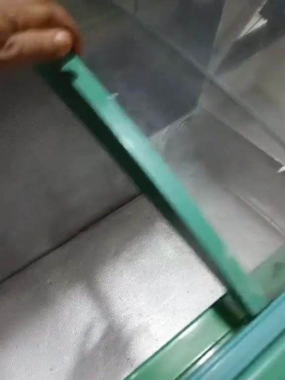 مجمده جديده تجميد السعر 250 بيها مجال قليل المكان البصرة الهارثة


**إذا كنت صاحب هذا الإعلان وتريد حذفه لأي سبب، رجاءا أرسل رسالة إلى الدعم الفني**