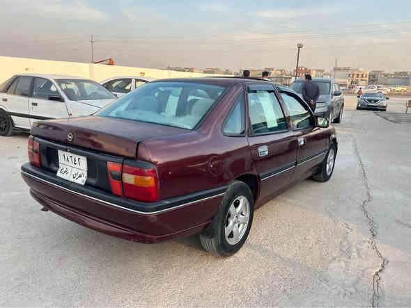 ڤیکترا/1992/مکینە 20  تۆماتیک
هەردوو جملوغی دواوە صبغە بێ داخلی مکینە بۆ فحص کەمێک دوکەلی هەیە،هەندێک جار گلۆپ sپێ دەبیت گێرەکان هەمووی دەگۆریت بێ کێشە هەردوو اوڤر شغالە،4جام کهربائی 2$ غرامە،شرط وکالە وتحویل
سعر/37$ مجال
***********
شوێن/قەزای بەردەرەش 
معرض کوردستان اكر
