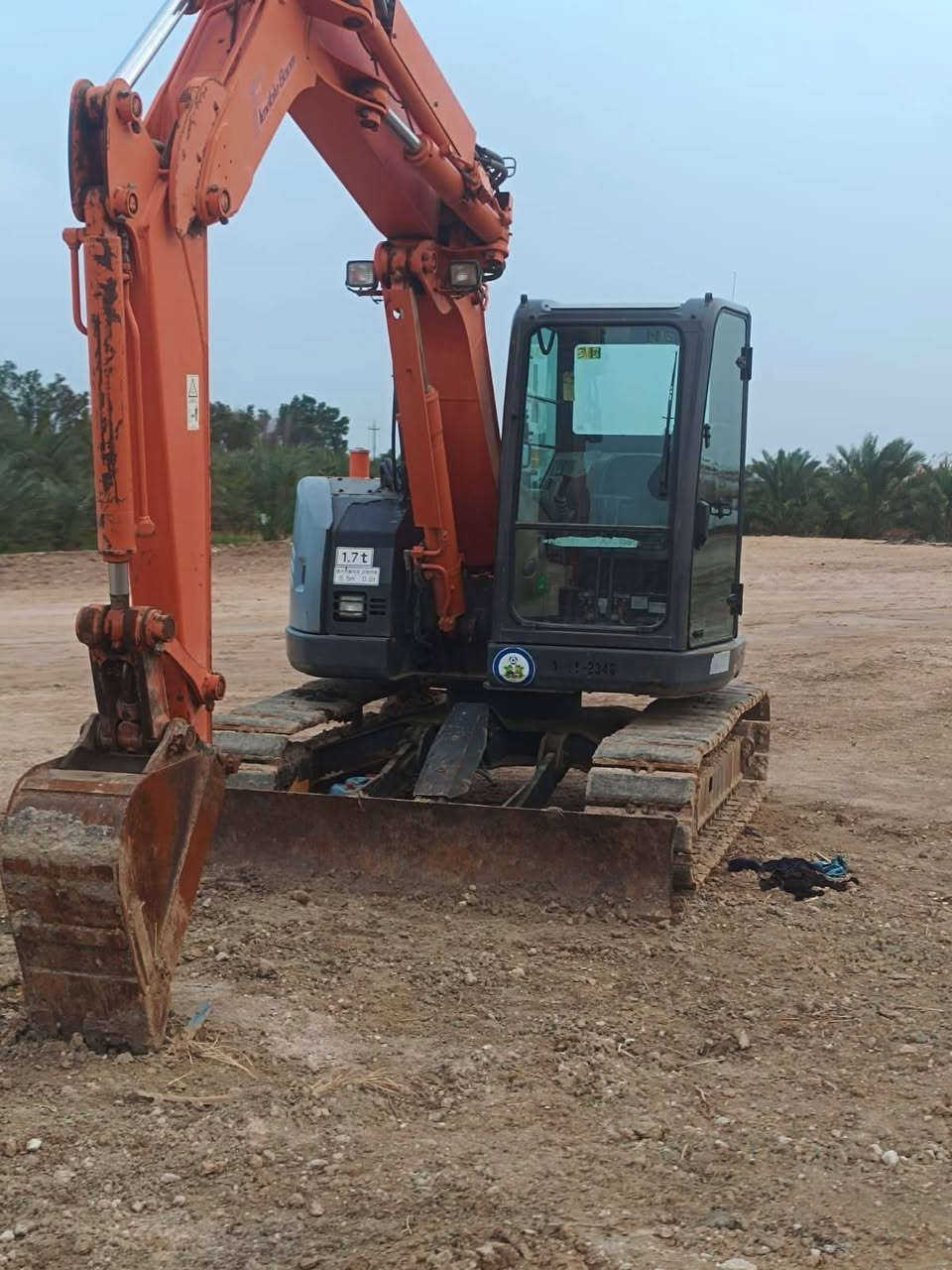 سلام عليكم حفارة دخول جديد 2019 مرقمه بغداد ساعات العمل 7000 ساعه للاستفسار الاتصال ***********
