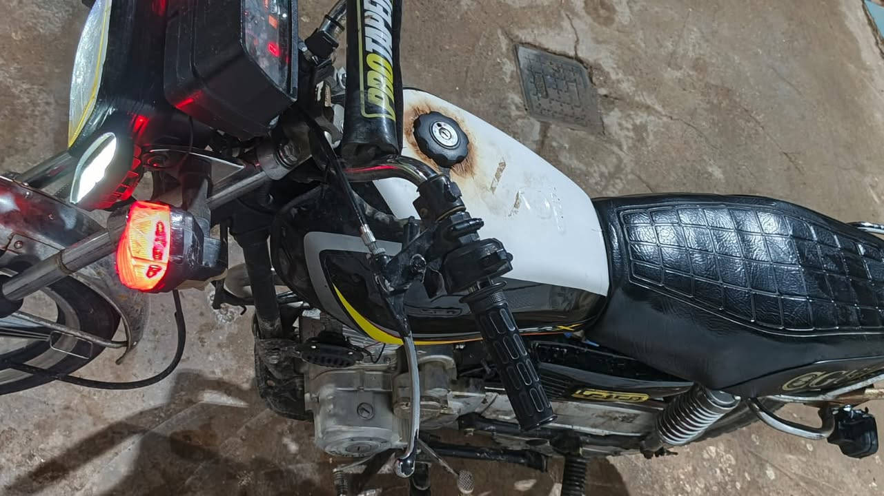 السلام عليكم
سيفان موديل 2021 

كهربائيات شغاله كله شرط 

المكان بيجي شارع المصرف 

الاستفسار ***********
