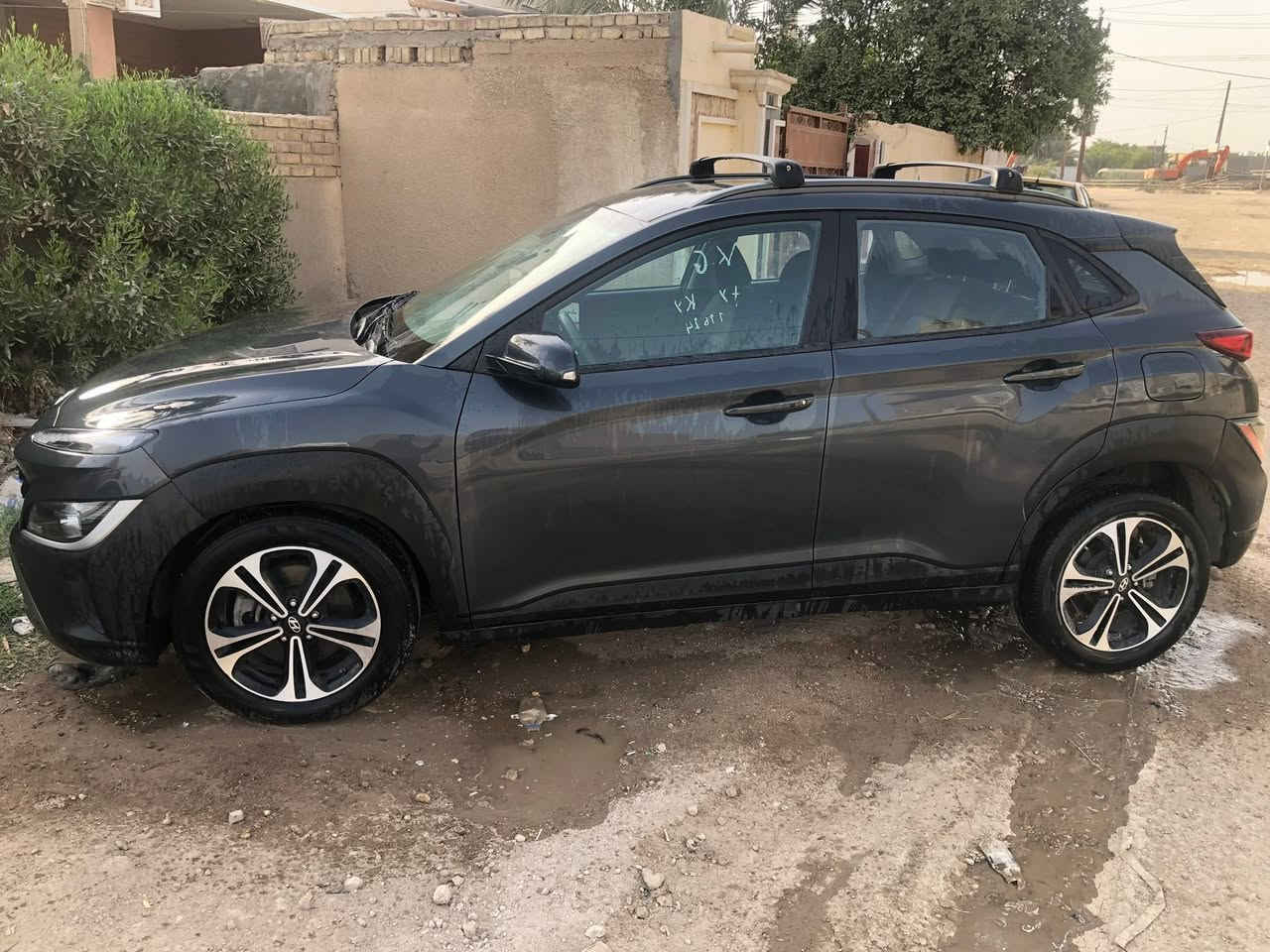 السلام عليكم كونا موديل ٢٢ وارد امريكي  رقم بغداد  حادثها فقط حافة البنيد وحافة الجاملغ بدون تبديل اي قطعه ليبل واحد وبدون ايرباك موضح بالصور ماشيه ٤٣ الف مايل  السعر ١٤٥ ورقه للتواصل ***********  واتس اب فقط… بغداد
