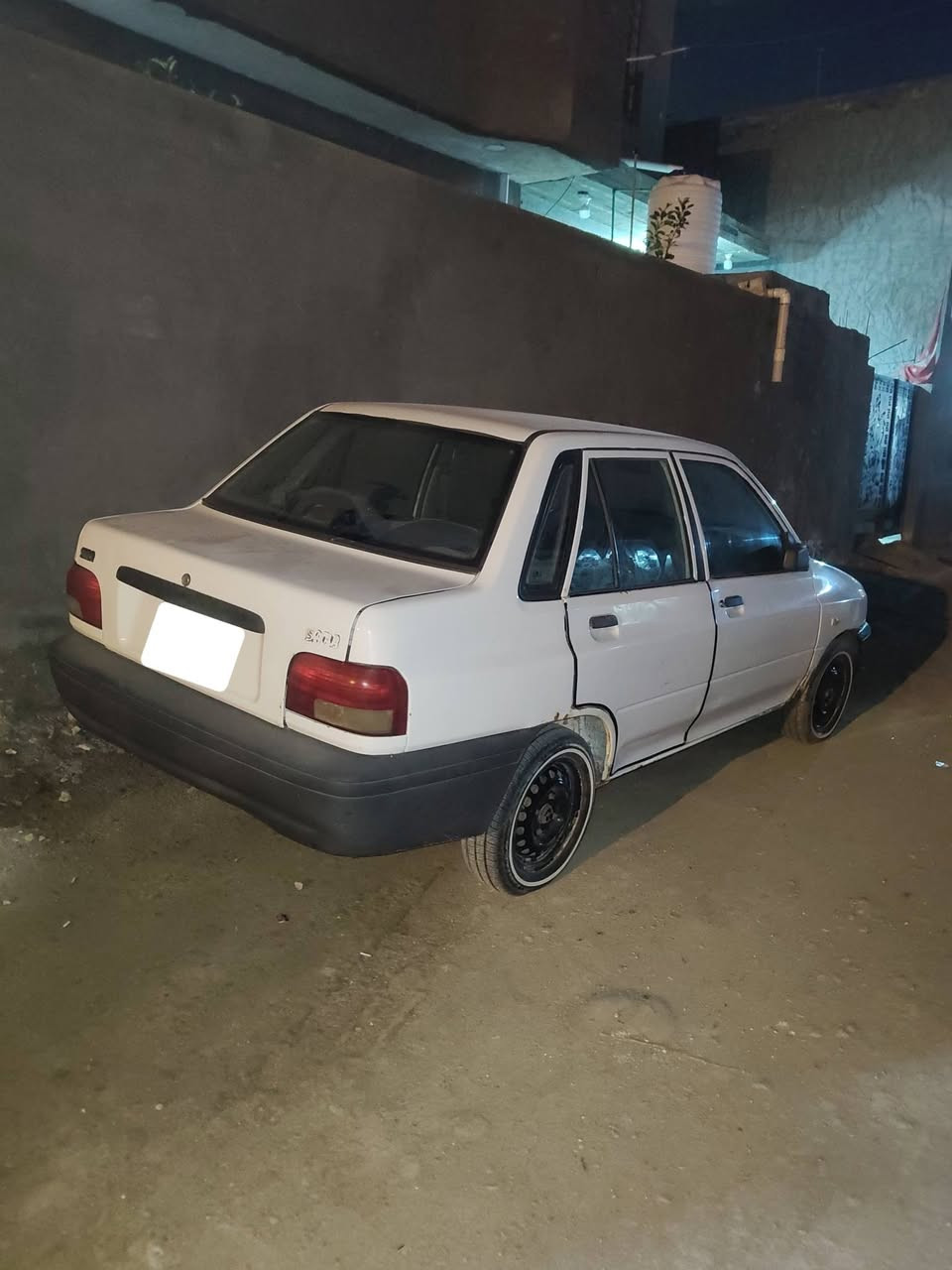 سايبة saba
سايبة موديل 2010 رقم بغداد انگليزي السيارة نضيفة من الداخل والخارج سنوية ٢٠٣١ بيع او مداور
السعر ٢٩ وبيها مجال
 التواصل خاص


**إذا كنت صاحب هذا الإعلان وتريد حذفه لأي سبب، رجاءا أرسل رسالة إلى الدعم الفني**