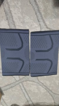 أحزمة ظهر • دعامات ركبة