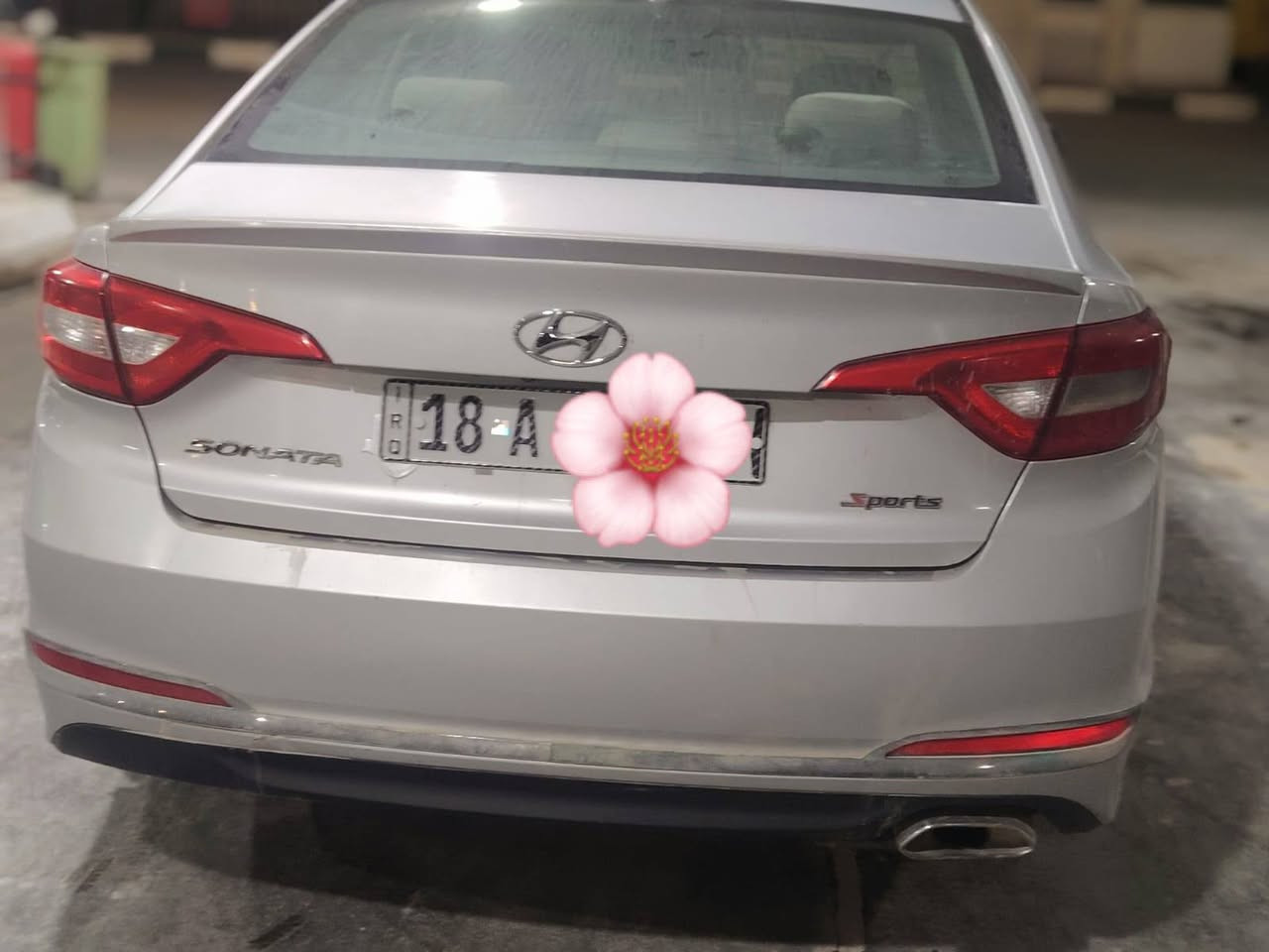 السلام عليكم سوناتا وارد امريكي 2015 بسمي شخصيآ ضرر بنيد أمبدل أصلي وشويه من الجاملخ 
الأمامي بي صبغ قليل والباقي كفاله سياره جاهزه من مكينه وكير وتبريد ثلج الأستفسار على هذا الرقم *********** السعر 112وبيه مجال
