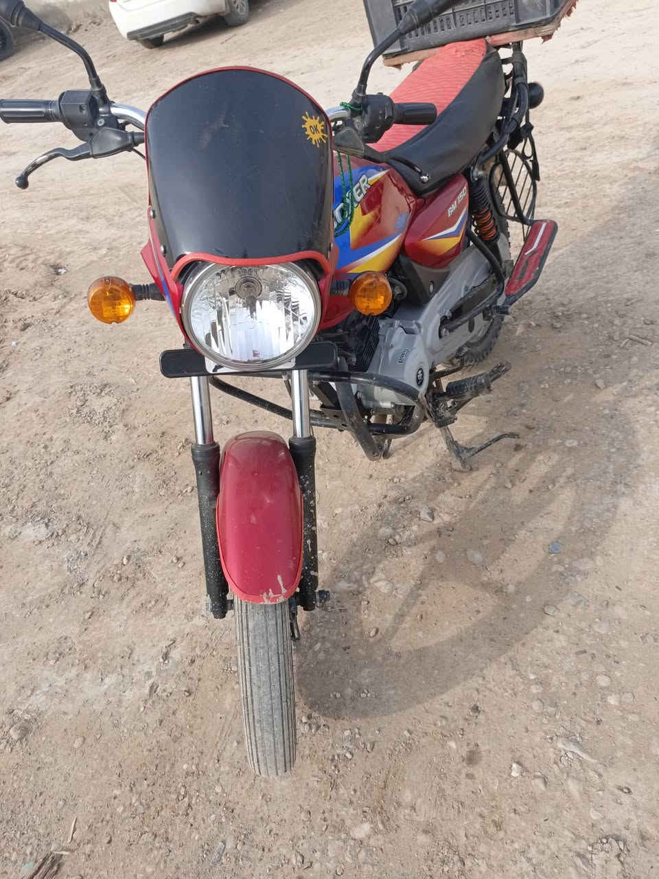 السلام عليكم دراجه بوكسر للبيع موديل 20 شهر ال 11 مكينه مامفتوحه كهربائيات كلها  اوراق اصوليه  تايرات جدد السعر مليون وبي مجال مكاني ديالى الخالص شراي اتصل ***********
