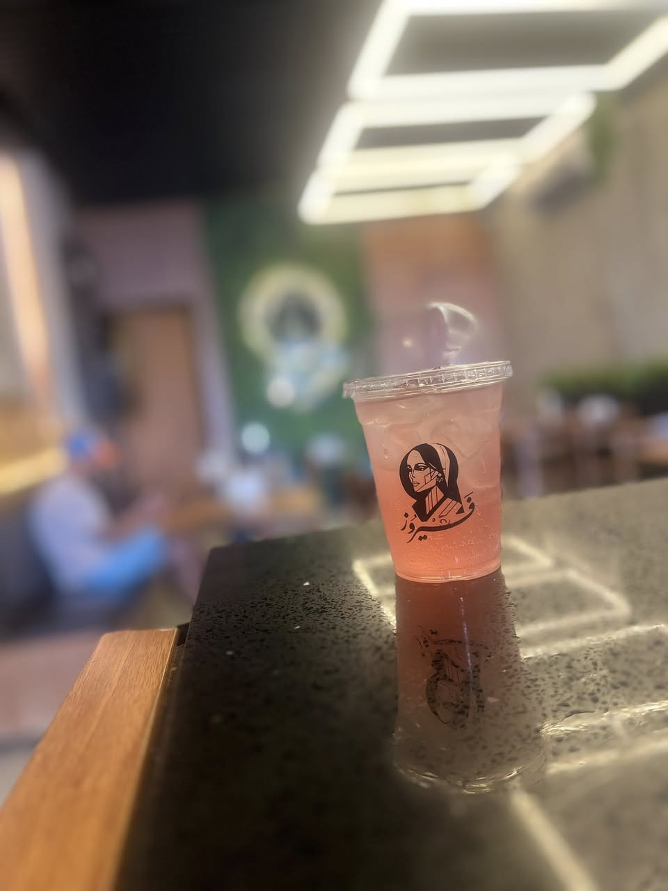 سلام عليكم
مساعد بارستا متغرغ العمل 
من ناحية المشاريب الاطالية مضبطهن بل اكمل وكذالك ل سموذيات و ميلك شيك كذالك مختمة بكملة و عندي خبرك بس بسيطة بل v60 و شيف حلويات اجهز كيك برواونيز مفن كيك و جيشز كيك و كوكيز موس كيك سان بستيان  
 رقمي :***********
