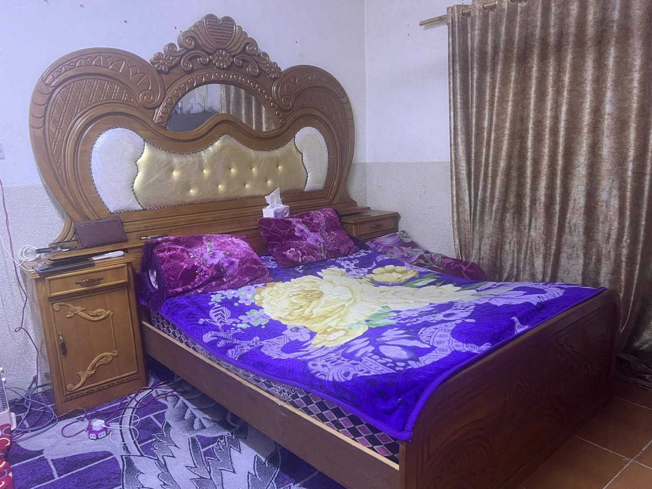 السلام عليكم
غرفه للبيع جدا نضيفه
الي حاب يشتري السعر خاص والتواصل ع هاذه الرقم ***********
