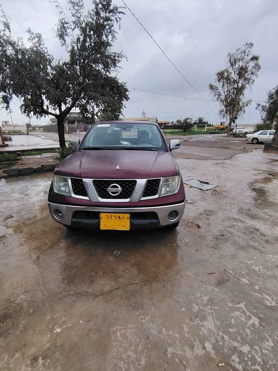 نيفاره ٢٠٠٩ رقم أربيل مكفوله عدا صبغ البودي السعر ٨٠ ورقه وبيها مجال عنوان ديالى خانقين
رقم التلفون ***********
