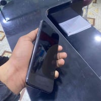 ايفون ١١ برو ماكس • ٢٥٦ • بطاريه ٨١٪