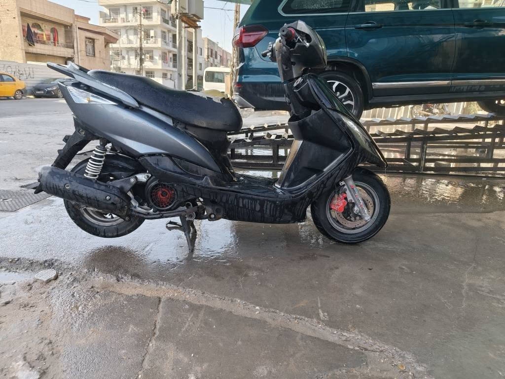 سلام عليكم دراجه ماكس ثعلب سرعه ١٤٠ دراجه نكره سلف وهندر بكل وقت  محرك لانضوح لاتبخير لاتنقيص  كهرباءيات كلها شغاله لايت اشاره يمنه ويسره دبل اشاره بكلايت هورن دشبول بريكات خلفي وامامي دبلات دراجه خير من الله مكاني بغداد زيونه رايدها ب٣٦٠ وبيها مجال لتواصل واتساب او اتصال *********** بغداد, العراق

