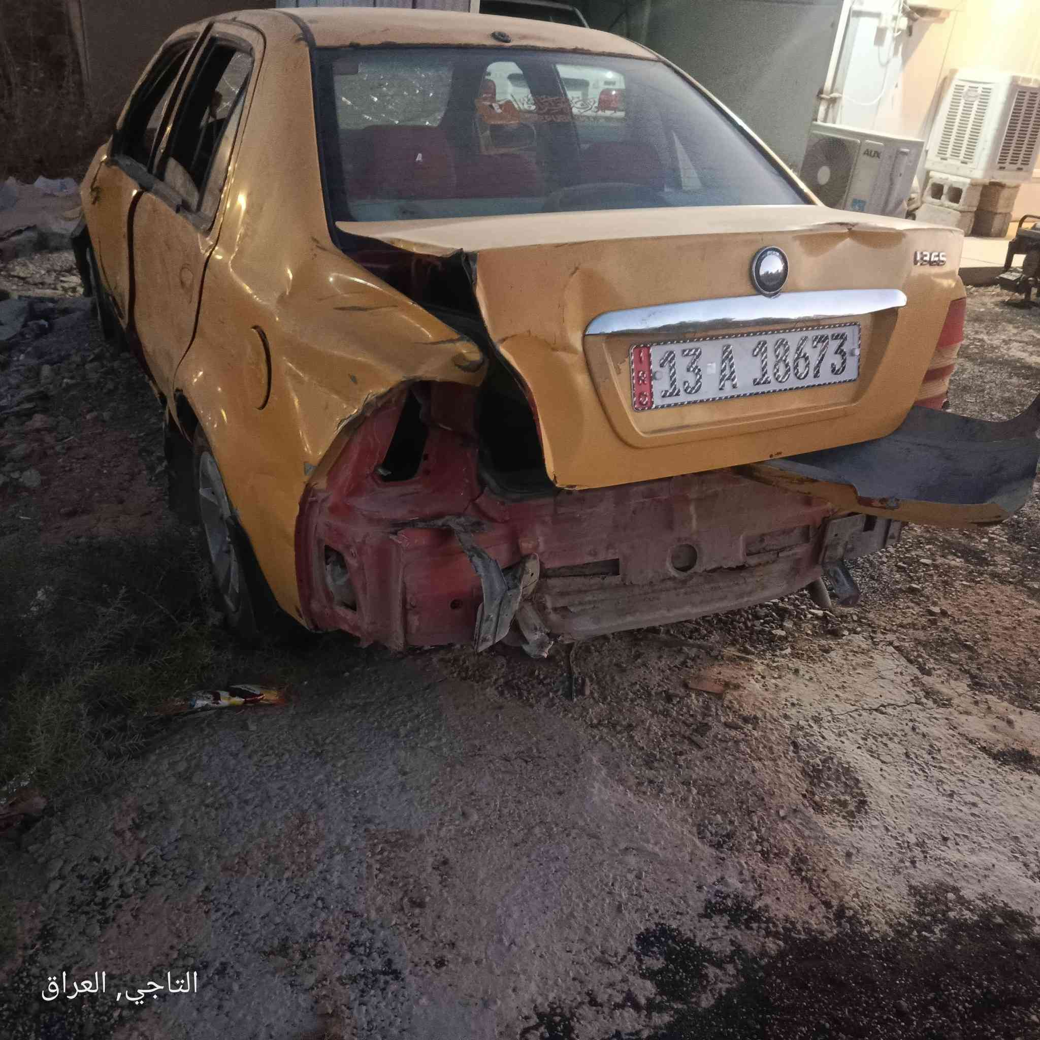 السلم عليكم 
سيارة جلي ck موديل 2013 
السياره مسوي حادث بيه أو ابيع شوف عينك 
السياره بيه كير او محرك كورله  كير اوتماتيك 
السياره الرقم الجديد رقمه ميسان مشروع وطني السياره بسمي  رايدها اب 11 ورقه  المكان بغداد تاجي الشط رقم ***********
