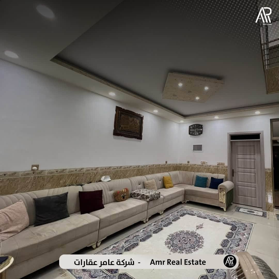 100م زانكو 94 قرب الاسايش
3 غرف نوم 

7 دفاتر و 70 ورقه بي مجال
***********
***********
