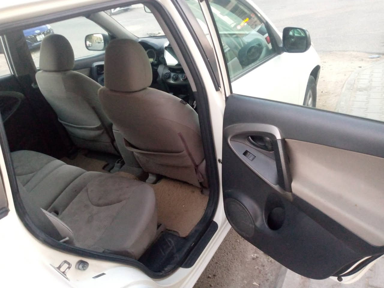 راف فور 2011 رقم بصره وارد امريكي السعر 90 للاتصال ***********
