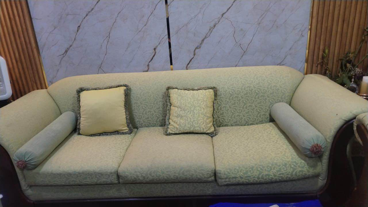 تم قنفات كويتي للبيع لا مكسور ولا بي ضرر حيل قوي سعره 500 الف العنوان كراده مريم 
*********** بغداد, العراق
